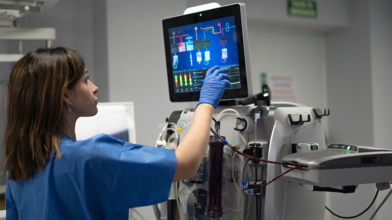 Trasformazione digitale MedTech: IEC 62304, ISO 14971 e Digital Thread